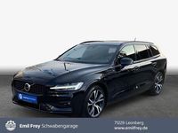 Gebraucht Volvo V60 Plus 197 PS (144 kW) 2023 Onyx schwarzmetallic Kombi
