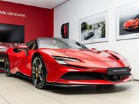 Gebraucht Ferrari SF90 779 PS (572 kW) 2025 Rot Cabrio