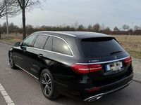 Gebraucht Mercedes E200 160 PS (117 kW) 2019 Schwarz Limousine