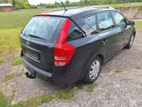 Gebraucht Kia Ceed 125 PS (91 kW) 2010 Schwarz Kleinwagen