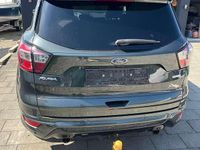 Gebraucht Ford Kuga ST-Line 182 PS (133 kW) 2017 Grün SUV