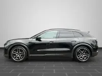 Gebraucht Porsche Cayenne Electric 325 kW (442 PS) 2026 Schwarz SUV