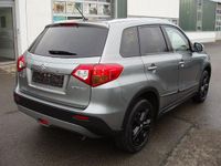 Gebraucht Suzuki Vitara 140 PS (102 kW) 2018 Grau SUV