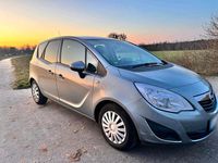 Gebraucht Opel Meriva Design Edition 101 PS (74 kW) 2011 Grau Van / Kleinbus