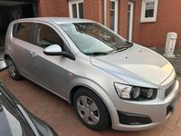 Second-hand Chevrolet Aveo 86 CP (63 kW) 2012 Argintiu Hatchback