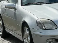 Gebraucht Mercedes SLK230 197 PS (144 kW) 2002 Silber Cabrio