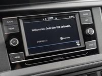 Gebraucht VW T6.1 110 PS (80 kW) 2024 Weiß Van