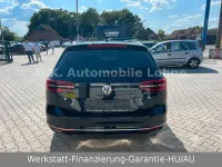 Gebraucht VW Passat Highline 150 PS (110 kW) 2018 Schwarz Kombi