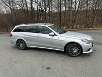 Gebraucht Mercedes E250 204 PS (150 kW) 2014 Silber Kombi