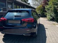 Second-hand Mercedes A200 163 CP (119 kW) 2018 Negru Hatchback