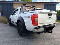 Gebraucht Nissan Navara Tekna 190 PS (139 kW) 2018 Weiß Pickup