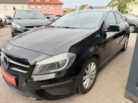 Gebraucht Mercedes A180 122 PS (89 kW) 2014 Schwarz Kleinwagen
