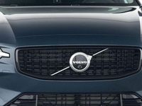 Gebraucht Volvo V60 Plus 197 PS (144 kW) 2025 Blau Kombi