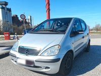 Usado Mercedes A140 Classic 82 HP (60 kW) 2004 Prateado Citadino