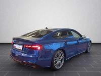 Gebraucht Audi A5 Sportback Ambiente 163 PS (119 kW) 2024 Ascariblau metallic (metallic) Kleinwagen