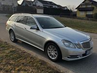 Usata Mercedes E220 Elegance 170 CV (125 kW) 2012 Argento Station wagon