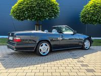 Gebraucht Mercedes E320 AMG 220 PS (161 kW) 1995 Schwarz Cabrio