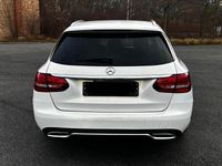 Gebraucht Mercedes C220 Avantgarde 170 PS (125 kW) 2016 Weiß Kombi