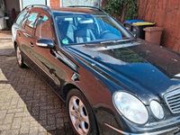 Gebraucht Mercedes E320 226 PS (166 kW) 2004 Schwarz Kombi