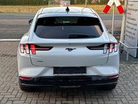 Gebraucht Ford Mustang Mach-E Premium 197 kW (269 PS) 2023 Space white SUV