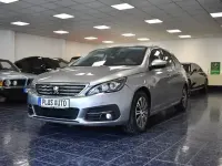 Gebraucht Peugeot 308 Allure 131 PS (96 kW) 2021 Grau Kombi