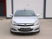 Gebraucht Opel Astra Edition 140 PS (102 kW) 2007 Starsilber iii m2 Cabrio