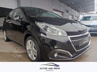 Gebraucht Peugeot 208 Signature Sky 82 PS (60 kW) 2019 Schwarz Kleinwagen