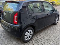Gebraucht VW up! 68 PS (50 kW) 2014 Schwarz Kleinwagen