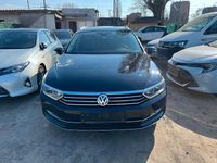 Gebraucht VW Passat Highline 150 PS (110 kW) 2015 Schwarz Kombi