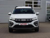 Gebraucht Dacia Jogger Expression 91 PS (66 kW) 2024 Weiß Van / Kleinbus