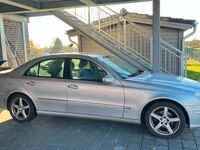 Gebraucht Mercedes E200 122 PS (89 kW) 2005 Silber Limousine