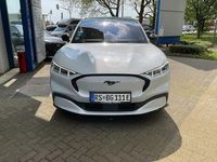 Gebraucht Ford Mustang Mach-E 258 kW (351 PS) 2023 Weiß mit perleffekt SUV
