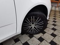 Gebraucht Skoda Fabia 75 PS (55 kW) 2014 Weiß Kleinwagen