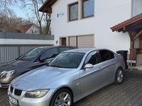 Gebraucht BMW 325 218 PS (160 kW) 2005 Silber Limousine