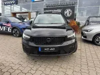 Neu Volvo XC40 Plus 163 PS (119 kW) 2026 Onyx black metallic SUV