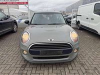Usata Mini Cooper D 116 CV (85 kW) 2017 Grigio Utilitaria