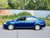 Gebraucht Toyota Avensis 147 PS (108 kW) 2004 Blau Limousine