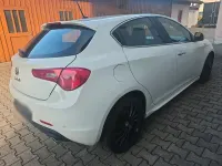 Gebraucht Alfa Romeo Giulietta 170 PS (125 kW) 2013 Weiß Kleinwagen