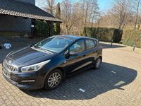 Gebraucht Kia ProCeed 101 PS (74 kW) 2017 Schwarz Kleinwagen