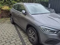 Gebraucht Mercedes GLA180 116 PS (85 kW) 2022 Grau SUV