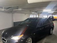 Gebraucht BMW 525 197 PS (144 kW) 2008 Schwarz Kombi