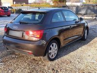 gebraucht Audi A1 1.6 TDI Attraction