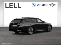 Gebraucht BMW 540 M Sport 286 PS (210 kW) 2025 Saphirschwarz Kombi