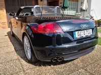 Gebraucht Audi TT Roadster Ambiente 160 PS (117 kW) 2011 Schwarz Cabrio
