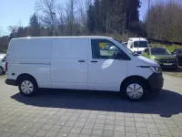 Gebraucht VW T6.1 90 PS (66 kW) 2021 Candyweiß Van