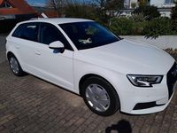 Second-hand Audi A3 116 CP (85 kW) 2018 Alb Berlinǎ