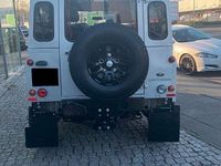 Gebraucht Land Rover Defender 122 PS (89 kW) 2015 Silber SUV