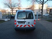 Gebraucht VW Caddy Maxi 102 PS (75 kW) 2011 Silber Van / Kleinbus