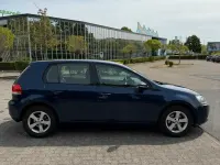 Gebraucht VW Golf VI 80 PS (58 kW) 2011 Blau Kleinwagen