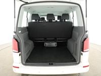 Gebraucht VW Caravelle Comfortline 83 kW (113 PS) 2022 Candyweiß Van / Kleinbus